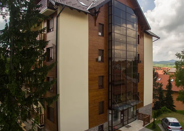 S Palace & Spa
